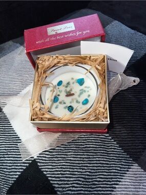 Sweet Love White Candle with Turquoise Crystal Accents Vanilla scented